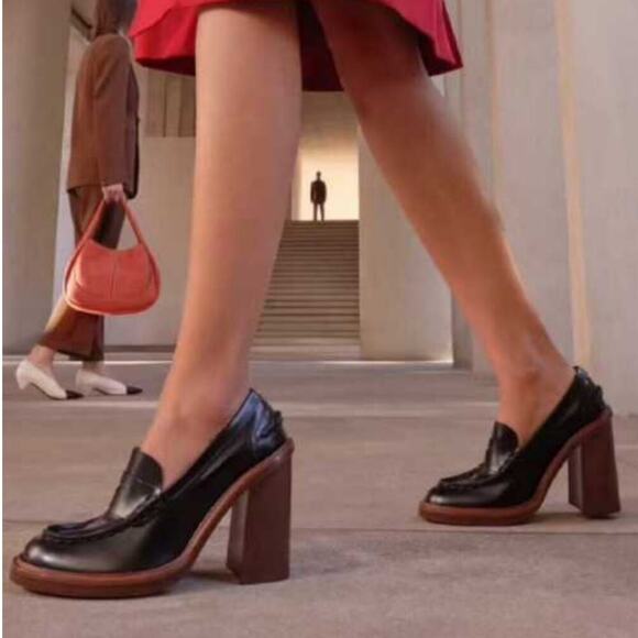 Tod’s Chunky Heel Leather Loafer Pumps Black - Brown Size 39.5 Italy 9.5 US - Picture 7 of 14